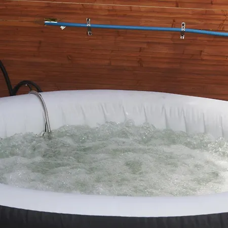 Nad Rzeka Slupia Z Jacuzzi * Sulęczyno