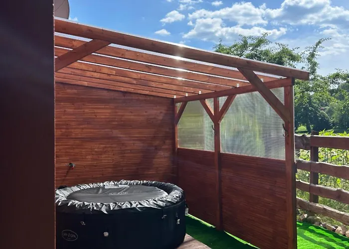 Nad Rzeką Słupią Z Jacuzzi Dom wakacyjny