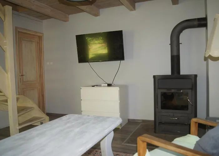 Nad Rzeką Słupią Z Jacuzzi