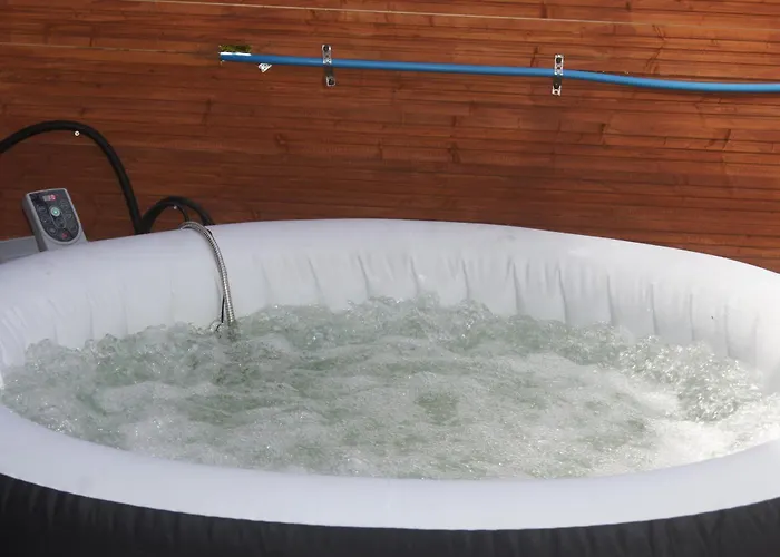 Nad Rzeką Słupią Z Jacuzzi * Sulęczyno